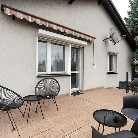 Spacious House With Balcony Ideal For Families By Renters בית נופש *