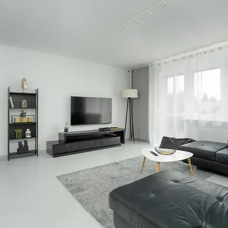 Vakantiehuis Spacious House With Balcony Ideal For Families By Renters *